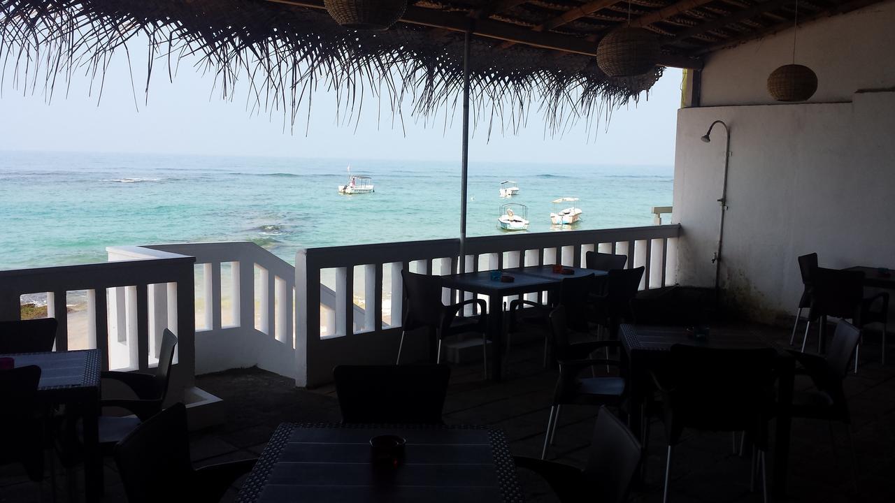 Coral Seas Beach 히카두와 외부 사진